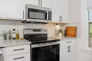 156 W 18th St, Holland, MI 49423 - Photo 16