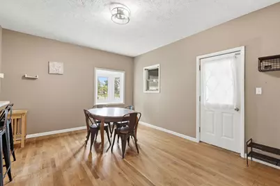419 N Monroe Street SE, Lowell, MI 49331 - Photo 4