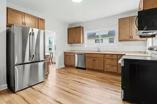 109 N Franklin St, Ludington, MI 49431 - Photo 16
