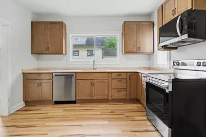 109 N Franklin Street, Ludington, MI 49431 - Photo 18