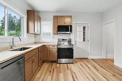 109 N Franklin Street, Ludington, MI 49431 - Photo 18