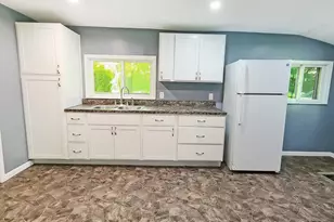 114 W Sprague St, Homer, MI 49245 - Photo 12