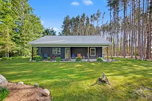 22032 Pne Vly Dr, Tustin, MI 49688 - Photo 1