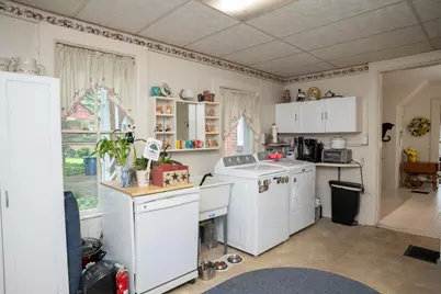 112 E Maple Street, Vicksburg, MI 49097 - Photo 22