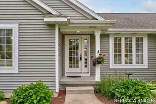 7374 Andy Ct, Hudsonville, MI 49426 - Photo 2