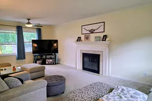 74 Carlyle Ave, Coldwater, MI 49036 - Photo 2