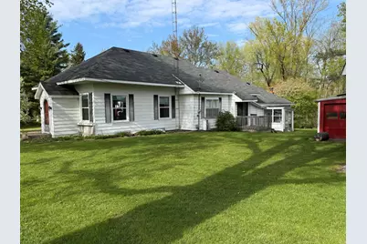 122 N Sherman Street, Howard City, MI 49329 - Photo 6