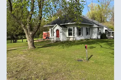 122 N Sherman Street, Howard City, MI 49329 - Photo 1