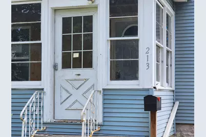 213 E High Street, Jackson, MI 49203 - Photo 2