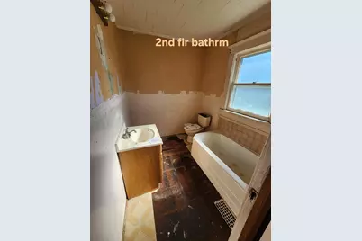 213 E High Street, Jackson, MI 49203 - Photo 22