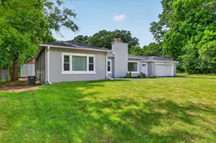 24 Bynum Dr, Battle Creek, MI 49017 - Photo 2