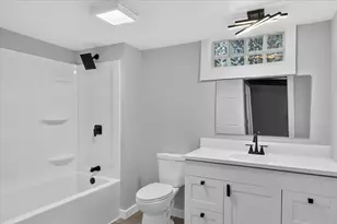 24 Bynum Dr, Battle Creek, MI 49017 - Photo 32