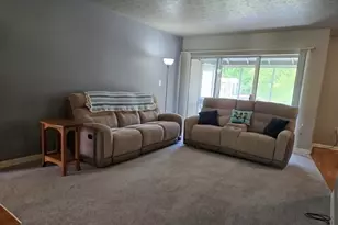 33027 Fargo St, Livonia, MI 48152 - Photo 6