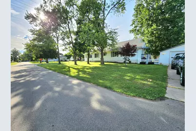 801 Concord Boulevard, Jackson, MI 49202 - Photo 2