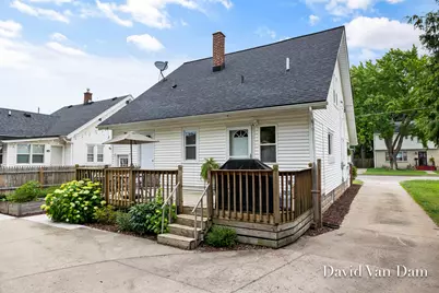 2433 Wyoming Avenue SW, Wyoming, MI 49519 - Photo 40