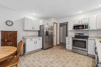 2600 Orange Meadow Lane, Kalamazoo, MI 49004 - Photo 8