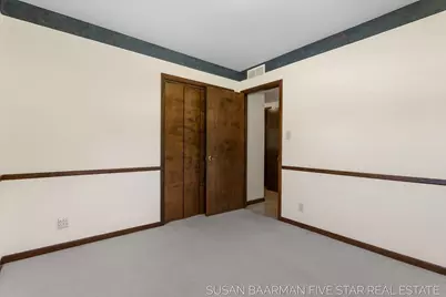 300 W 27th Street, Holland, MI 49423 - Photo 18