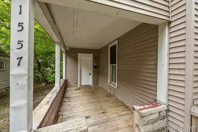 1559 Forrest Avenue NE, Grand Rapids, MI 49505 - Photo 2