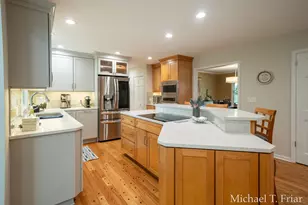 7421 Treeline Dr SE, Grand Rapids, MI 49546 - Photo 16