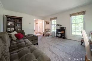 7421 Treeline Dr SE, Grand Rapids, MI 49546 - Photo 10