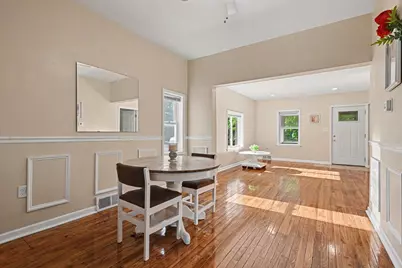68 W Baldwin Avenue W, Battle Creek, MI 49037 - Photo 6