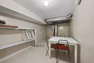 68 W Baldwin Ave W, Battle Creek, MI 49037 - Photo 18