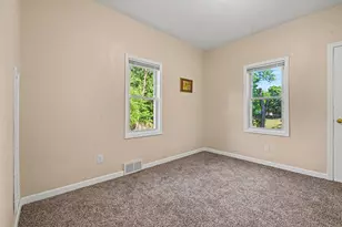 68 W Baldwin Ave W, Battle Creek, MI 49037 - Photo 12
