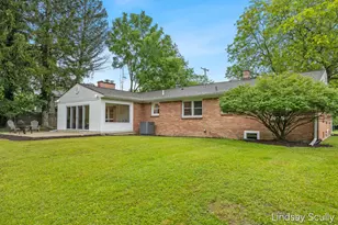 1955 Millbank St SE, Grand Rapids, MI 49508 - Photo 38