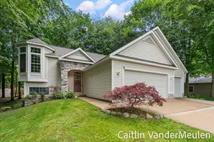 11035 Timberline Dr, Allendale, MI 49401 - Photo 2