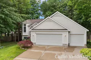 11035 Timberline Dr, Allendale, MI 49401 - Photo 4