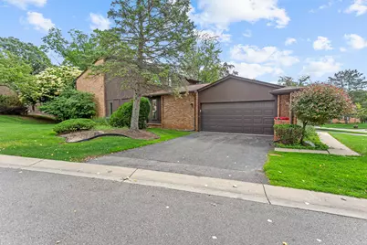 2260 Bordeaux Street, West Bloomfield, MI 48323 - Photo 1