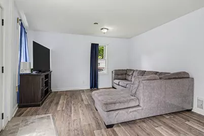 307 E Telegraph Street, Dowagiac, MI 49047 - Photo 4
