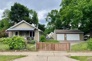 319 Holly St SW, Wyoming, MI 49548 - Photo 1