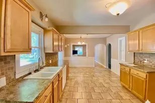 319 Holly St SW, Wyoming, MI 49548 - Photo 16