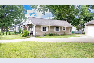 319 Holly Street SW, Wyoming, MI 49548 - Photo 4