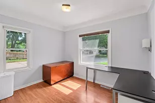 27623 Brettonwoods St, Madison Heights, MI 48071 - Photo 8