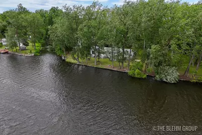 15121 Roberts Shore Drive, Constantine, MI 49042 - Photo 38
