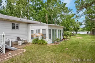15121 Roberts Shore Dr, Constantine, MI 49042 - Photo 4