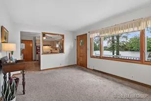 15121 Roberts Shore Dr, Constantine, MI 49042 - Photo 12