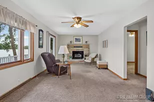 15121 Roberts Shore Dr, Constantine, MI 49042 - Photo 10
