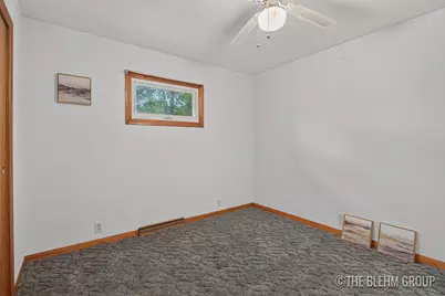 15121 Roberts Shore Drive, Constantine, MI 49042 - Photo 18