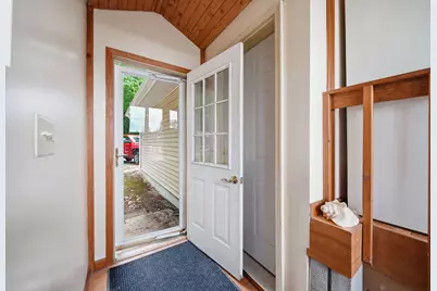 303 Cranberry Lake Road, Jackson, MI 49201 - Photo 4