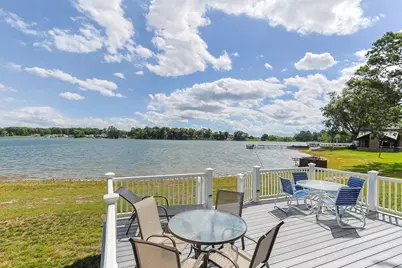 27061 Curtis Drive, Edwardsburg, MI 49112 - Photo 2