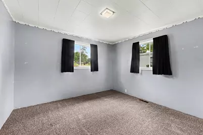 200 W Summit Street, Muir, MI 48860 - Photo 14