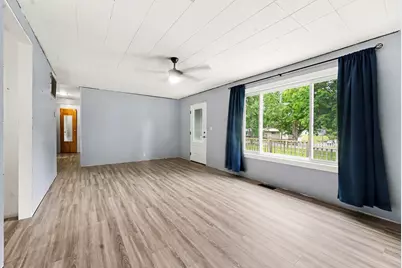 200 W Summit Street, Muir, MI 48860 - Photo 8