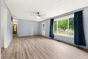 200 W Summit St, Muir, MI 48860 - Photo 8
