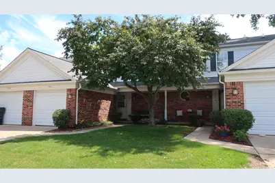 7360 S Kingston Court #23, Westland, MI 48185 - Photo 2