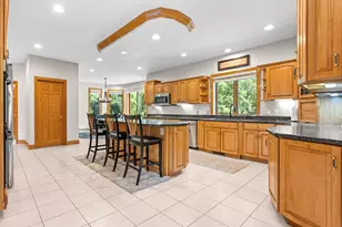 120 Castle Ridge Dr, Battle Creek, MI 49015 - Photo 8