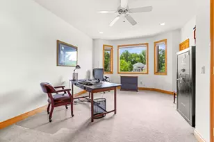 120 Castle Ridge Dr, Battle Creek, MI 49015 - Photo 24