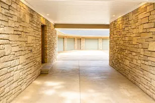 4593 Chippewa Dr, Okemos, MI 48864 - Photo 6